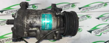 Compresor AC 6N0 820 803 D Volkswagen VW Polo 3 6N [facelift] [2000 - 2002] Hatchback 5-usi 1.4 16V MT (101 hp)