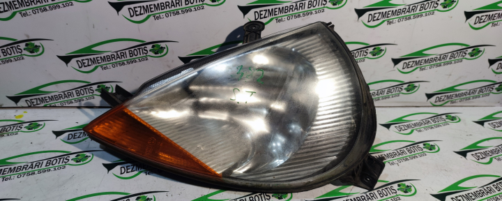 Far stanga /482 Ford Ka  [1996 - 2008] Hatchback 3-usi 1.3 MT (60 hp)