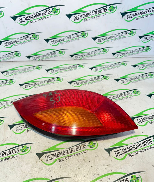 Lampa stop stanga pe aripa Ford Ka  [1996 - 2008] Hatchback 3-usi 1.3 MT (60 hp)