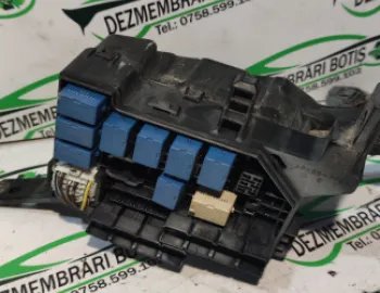 Panou sigurante si relee Suzuki Swift 3 [2004 - 2010] Hatchback 5-usi 1.3 MT (92 hp)