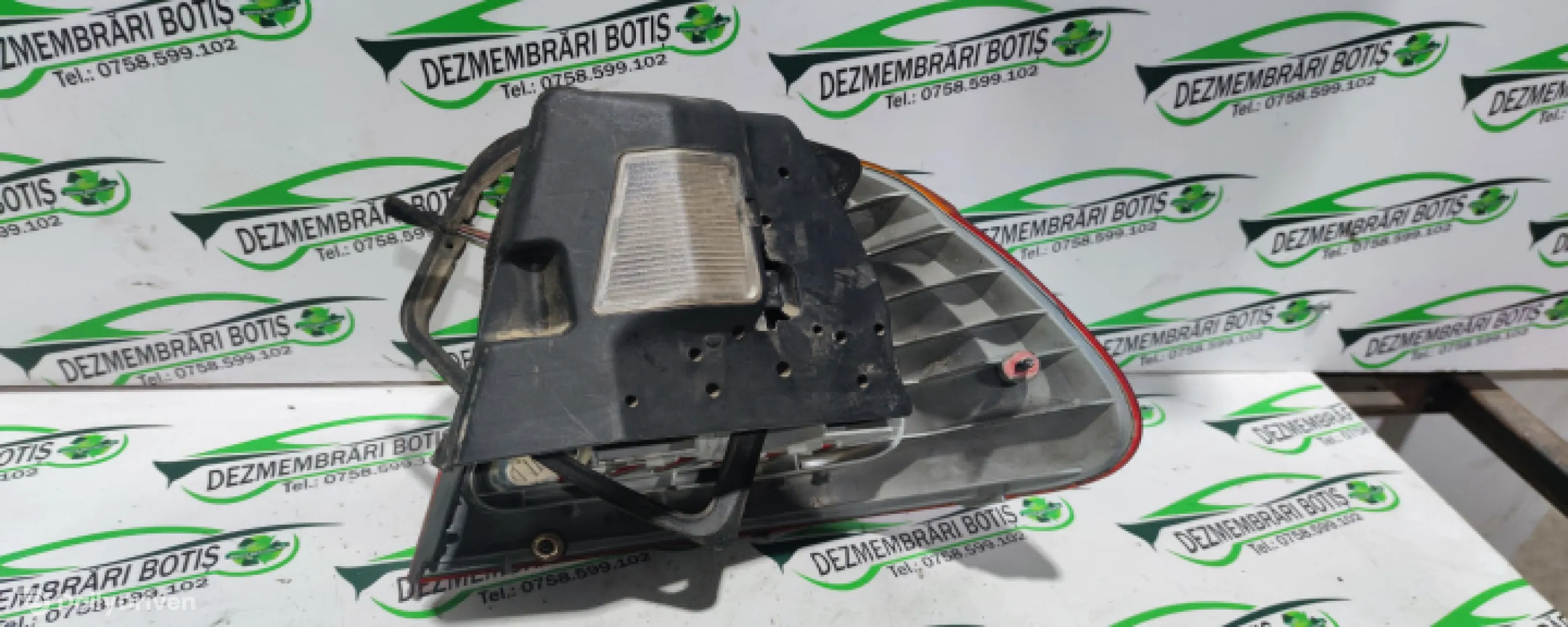 Lampa stop stanga pe aripa / BMW Seria 3 E46 [1997 - 2003] Sedan 4-usi 320d MT (136 hp)