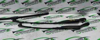 Brat stergator dreapta Volkswagen VW Passat B5.5 [facelift] [2000 - 2005] Sedan 1.9 TDI MT (101 hp)