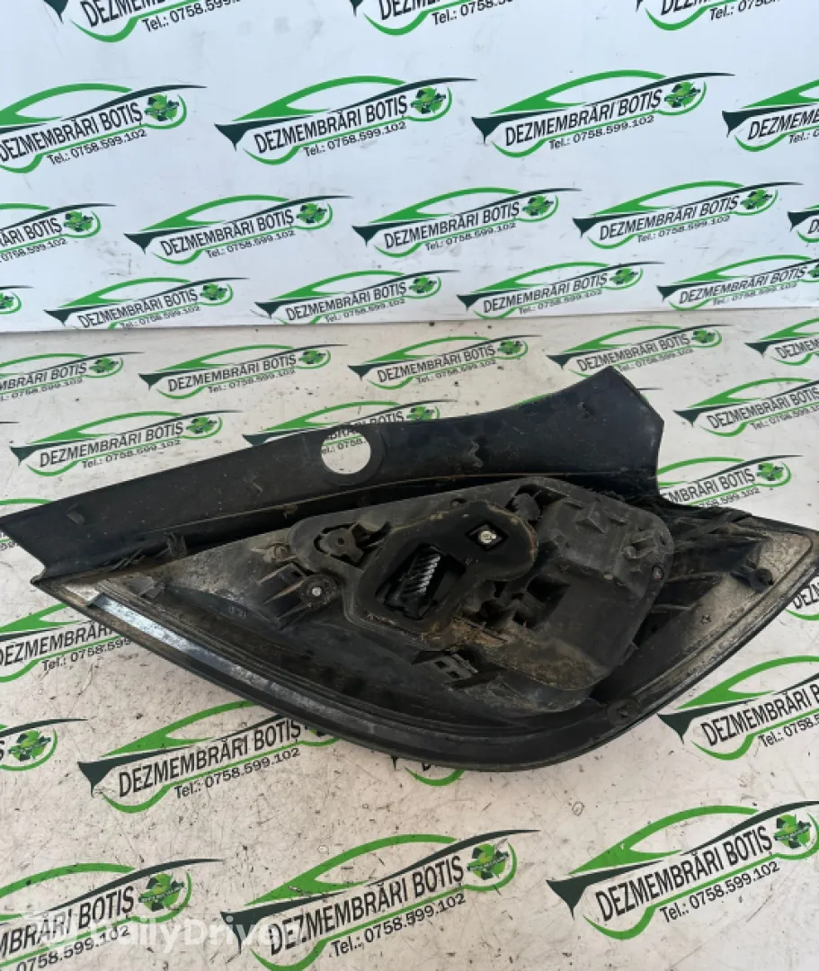 Lampa stop stanga pe aripa Opel Astra H [2004 - 2007] Hatchback 1.9 CDTI MT (150 hp)