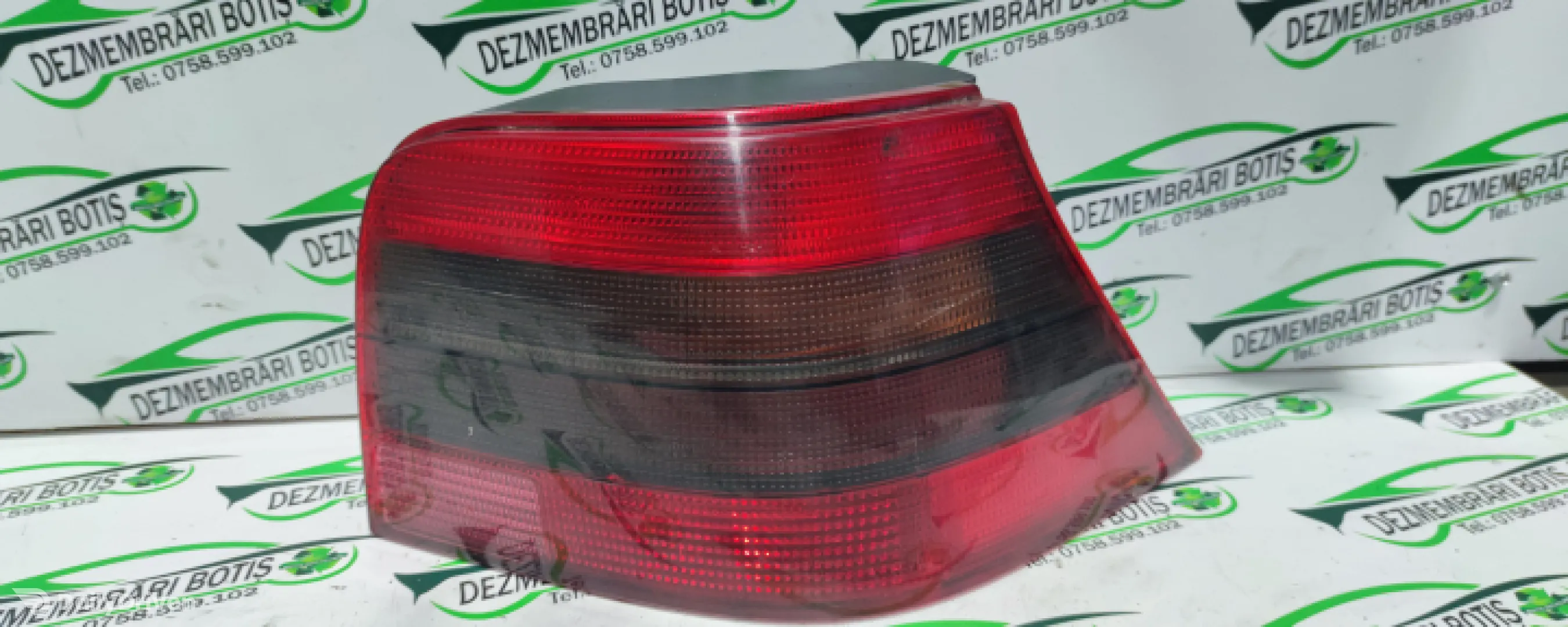Lampa stop dreapta pe aripa Volkswagen VW Golf 4 [1997 - 2006] Hatchback 5-usi 1.6 MT (100 hp)