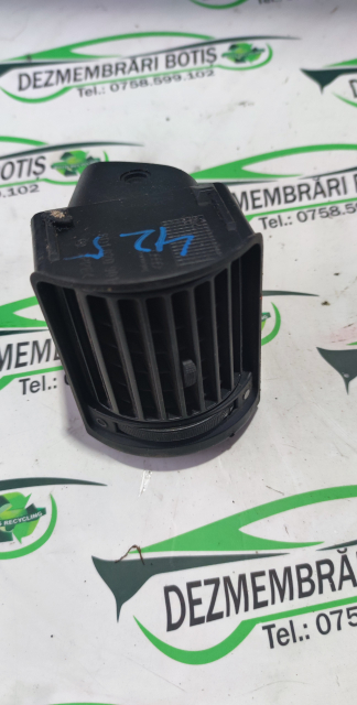 Grila ventilatie bord dreapta Opel Astra H [2004 - 2007] Hatchback 1.6 MT (105 hp)