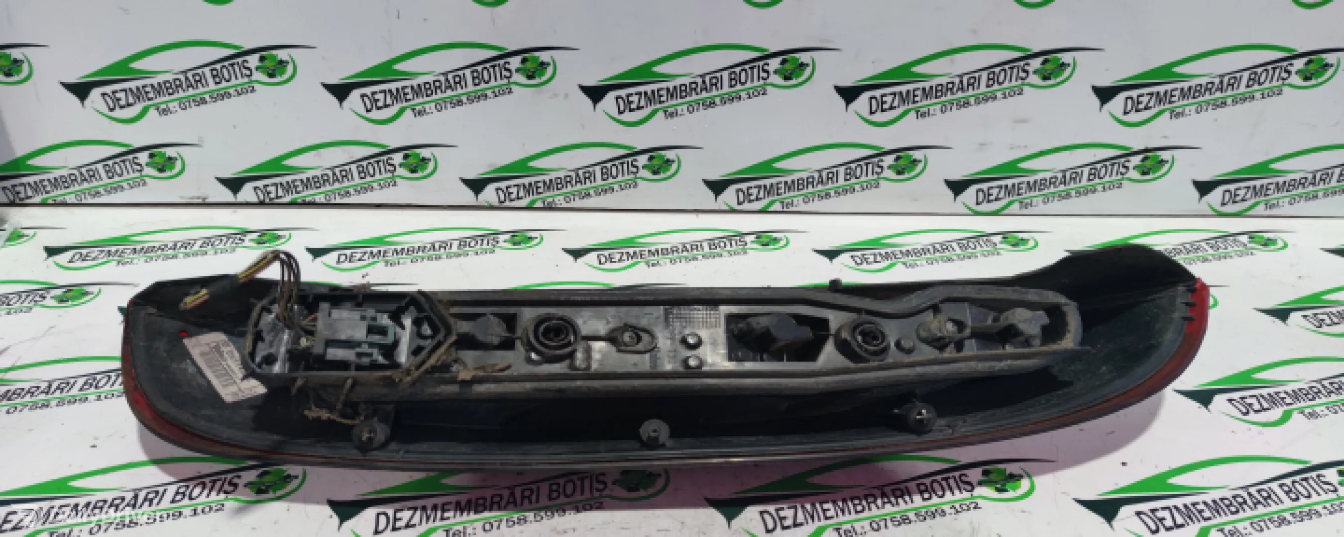 Lampa stop stanga pe aripa 09114336 Opel Corsa C [2000 - 2003] Hatchback 3-usi 1.0 MT (58 hp)
