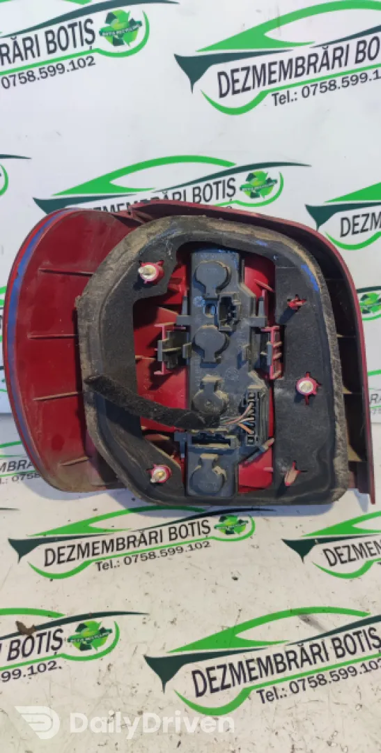 Lampa stop dreapta pe hayon /545 Volkswagen VW Polo 3 6N [facelift] [2000 - 2002] Hatchback 3-usi 1.0 MT (50 hp)
