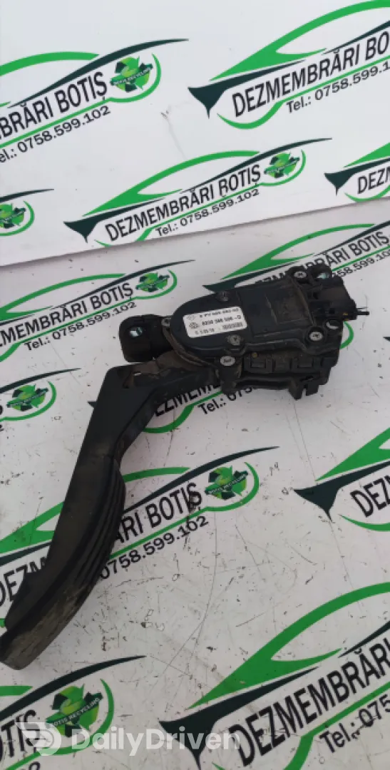 Pedala acceleratie