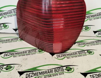 Lampa stop dreapta pe hayon Volkswagen VW Polo 3 6N [facelift] [2000 - 2002] Hatchback 3-usi 1.0 MT (50 hp)