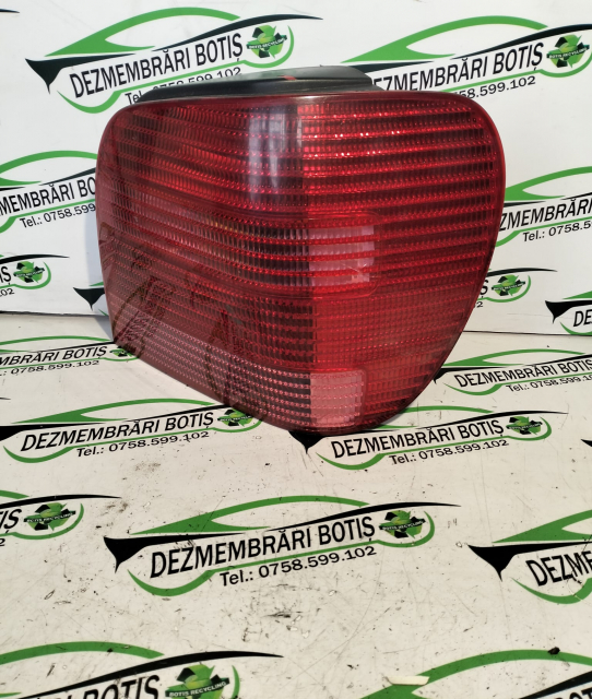 Lampa stop dreapta pe hayon Volkswagen VW Polo 3 6N [facelift] [2000 - 2002] Hatchback 3-usi 1.0 MT (50 hp)