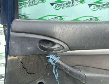 Maner deschidere din interior usa spate dreapta Ford Focus  [1998 - 2004] Hatchback 5-usi 1.6 MT (101 hp)