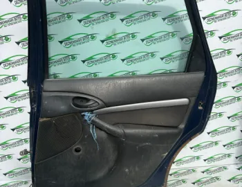 Macara geam spate dreapta manuala Ford Focus  [1998 - 2004] Hatchback 5-usi 1.6 MT (101 hp)