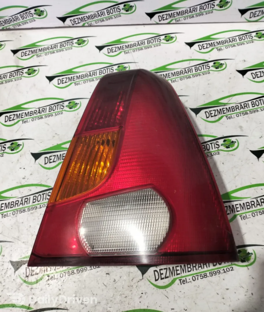 Lampa stop dreapta pe aripa Dacia Logan  [2004 - 2008] Sedan 1.4 (85 hp)