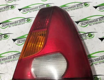 Lampa stop dreapta pe aripa Dacia Logan  [2004 - 2008] Sedan 1.4 (85 hp)