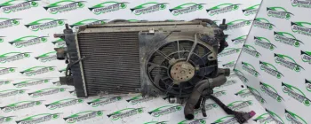 Radiator apa racire motor 13152319 Opel Astra H [2004 - 2007] Hatchback 1.6 MT (105 hp)