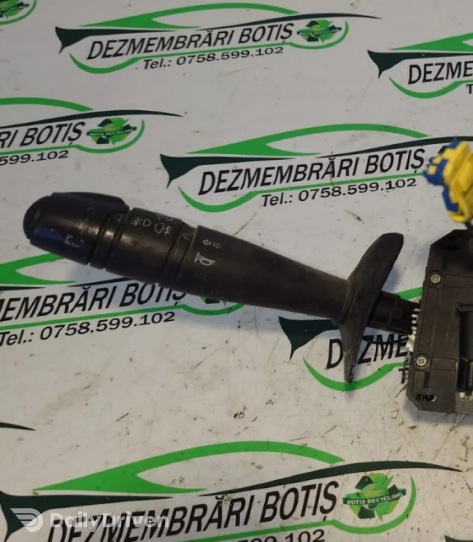 Maneta semnalizare cu tempomat 8200213173 Dacia Logan  [2004 - 2008] Sedan 1.4 MT (75 hp)