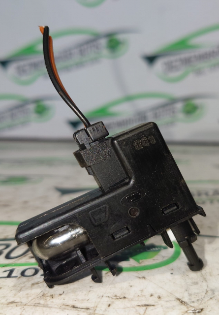 Switch maneta frana de mana Ford Focus 2 [2004 - 2008] Hatchback 5-usi 1.6 TDCi MT (109 hp)