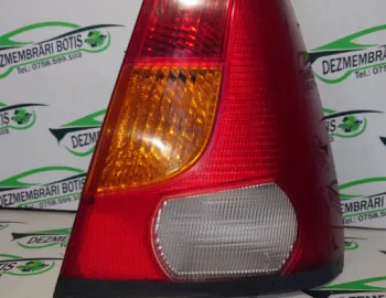 Lampa stop dreapta pe aripa Dacia Logan  [2004 - 2008] Sedan 1.4 MT (75 hp)