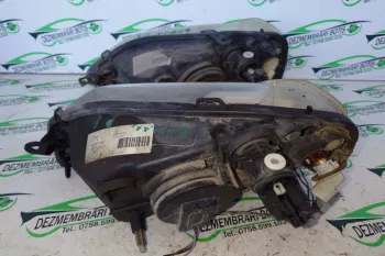 Far dreapta 8200211006 Dacia Logan  [2004 - 2008] Sedan 1.4 MT (75 hp)