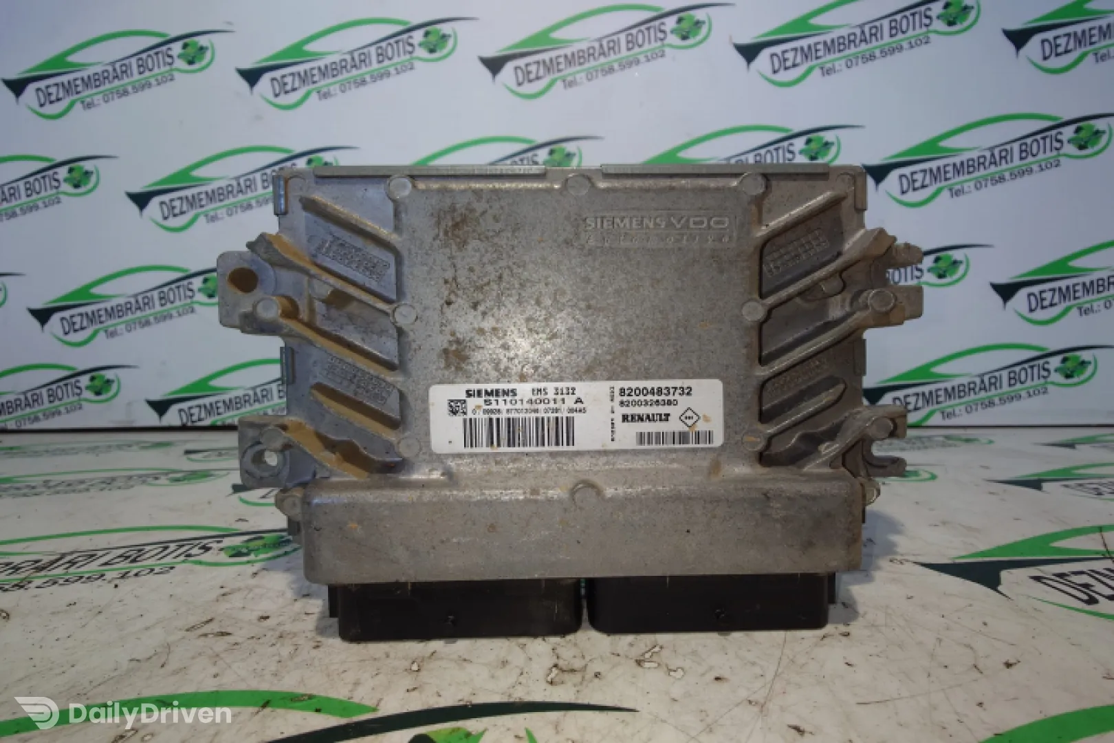 Calculator motor ECU 8200483732 Dacia Logan  [2004 - 2008] Sedan 1.4 MT (75 hp)
