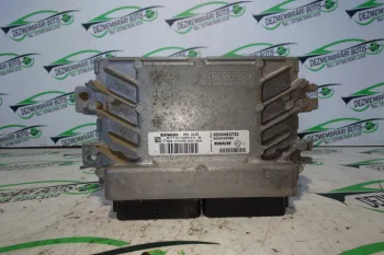 Calculator motor ECU 8200483732 Dacia Logan  [2004 - 2008] Sedan 1.4 MT (75 hp)