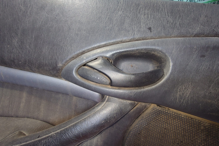 Maner deschidere din interior usa spate stanga Ford Focus  [1998 - 2004] wagon 5-usi 1.8 Tddi MT (90 hp)