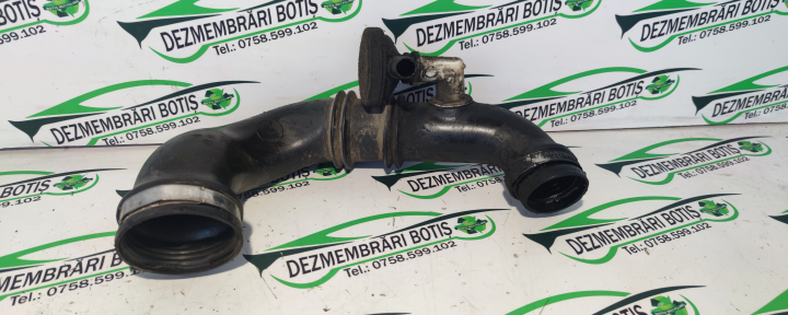 Tubulatura admisie /535 8200 331 958 B Dacia Logan  [facelift] [2007 - 2012] MCV wagon 1.5 D MT (86 hp)