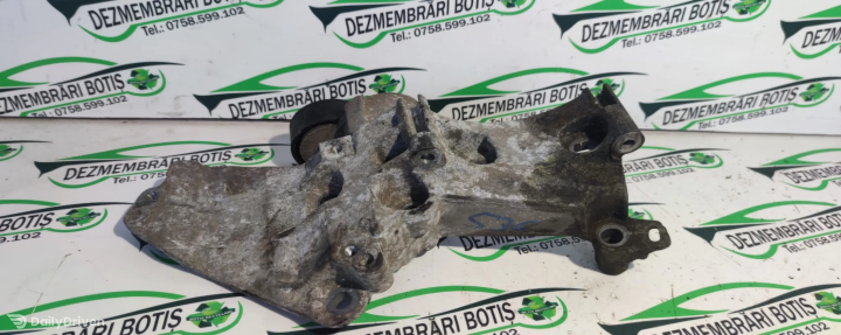 Suport alternator Dacia Logan  [facelift] [2007 - 2012] MCV wagon 1.5 D MT (86 hp)