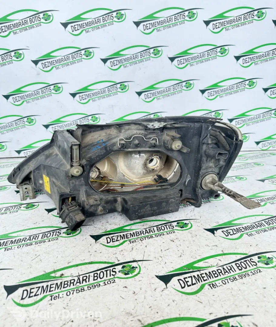 Far dreapta Ford Galaxy  [facelift] [2000 - 2006] Minivan 1.9 TDi MT (115 hp)