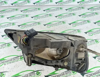 Far stanga Ford Galaxy  [facelift] [2000 - 2006] Minivan 1.9 TDi MT (115 hp)