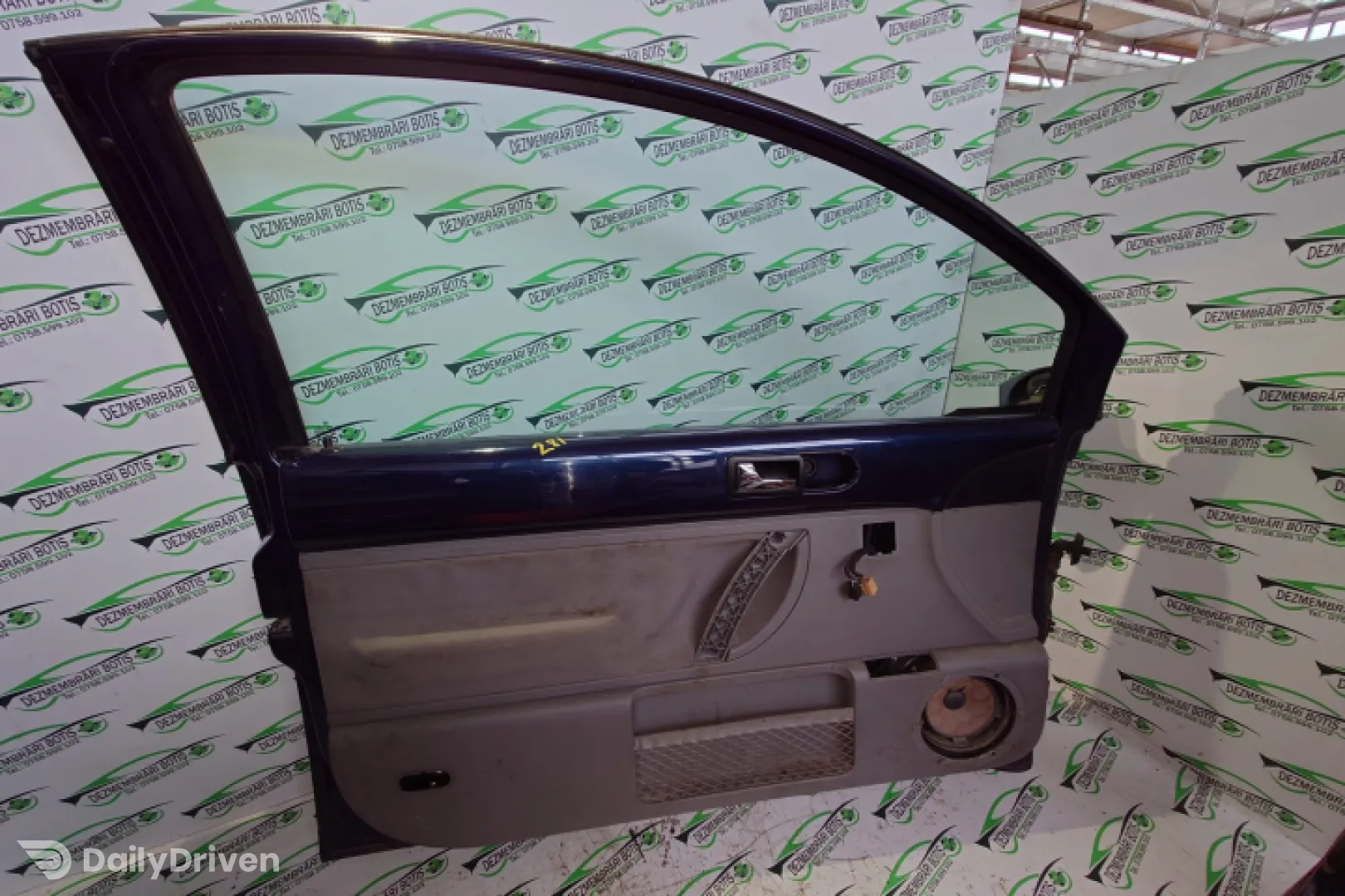 Usa stanga Volkswagen VW Beetle 2 [1998 - 2005] Hatchback 3-usi 1.9 TDI MT (100 hp)