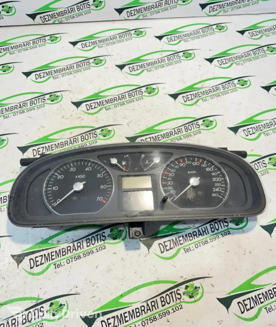 Ceasuri bord 8200002106 Renault Laguna 2 [2001 - 2005] Grandtour wagon 1.8 MT (123 hp)