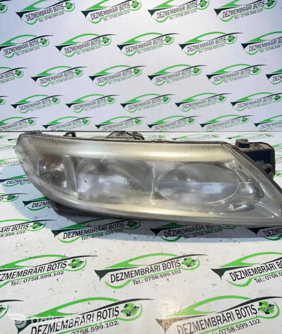 Far dreapta 8200002847 Renault Laguna 2 [2001 - 2005] Grandtour wagon 1.8 MT (123 hp)