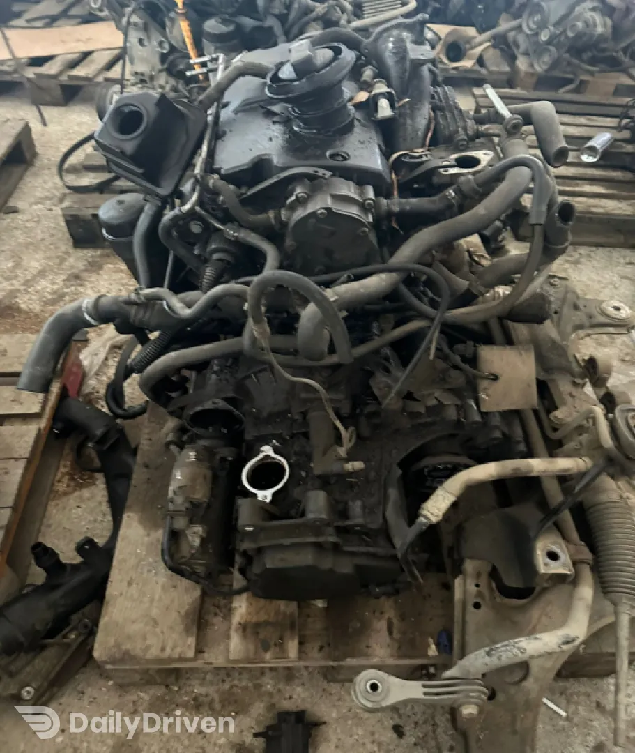 Injector motorina Volkswagen VW Golf 4 [1997 - 2006] wagon 1.9 TDI MT (101 hp)