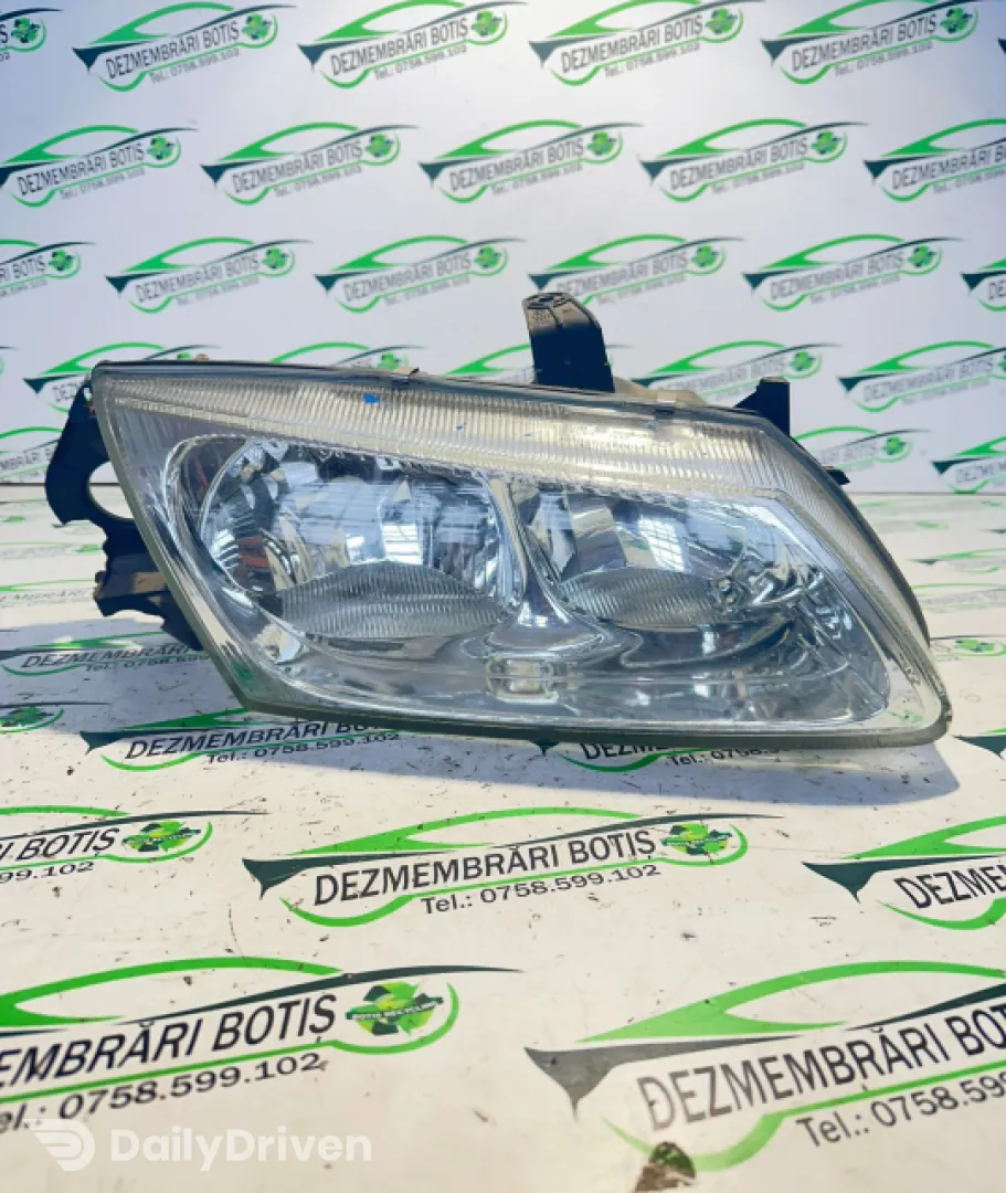 Far dreapta 89004855 Nissan Almera N15 [1995 - 2000] Hatchback 5-usi 2.0 D MT (75 hp)
