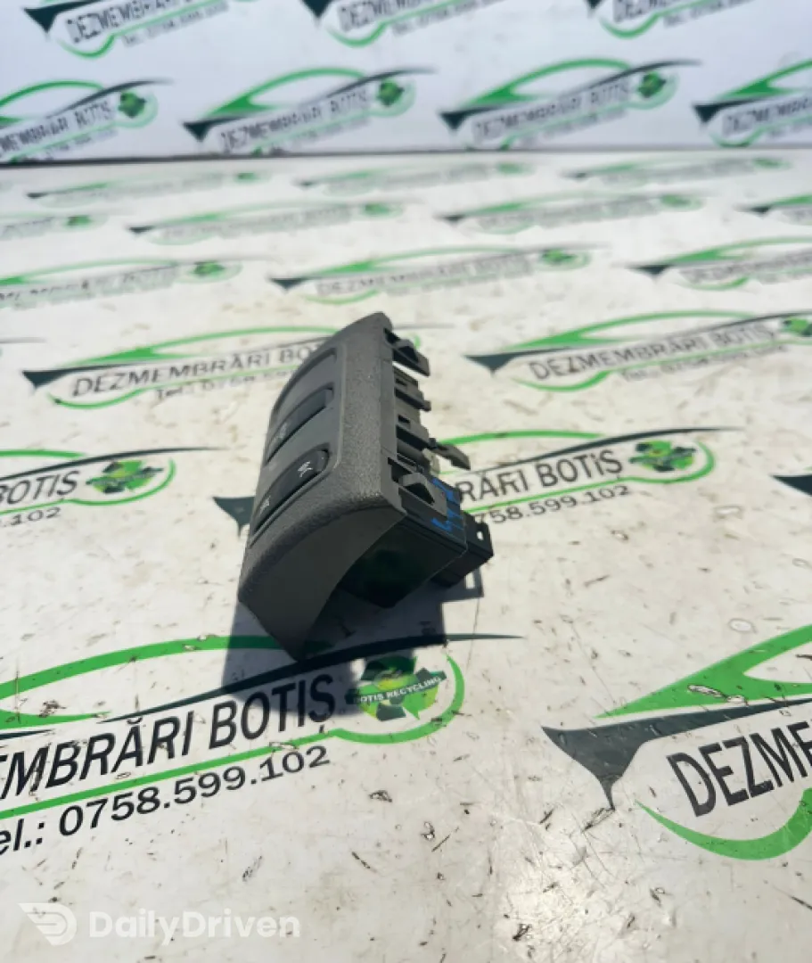 Buton ESP Renault Laguna 2 [2001 - 2005] Grandtour wagon 1.8 MT (123 hp)