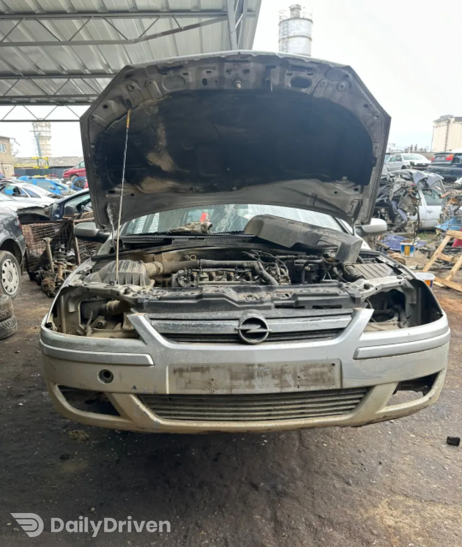 Ceas Opel Corsa C [facelift] [2003 - 2006] Hatchback 5-usi 1.3 CDTI MT (70 hp)