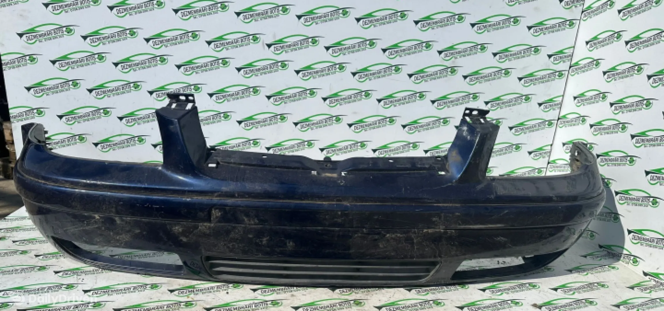 Bara fata Volkswagen VW Passat B5.5 [facelift] [2000 - 2005] Sedan 1.9 TDI 4Motion 6MT (130 hp)
