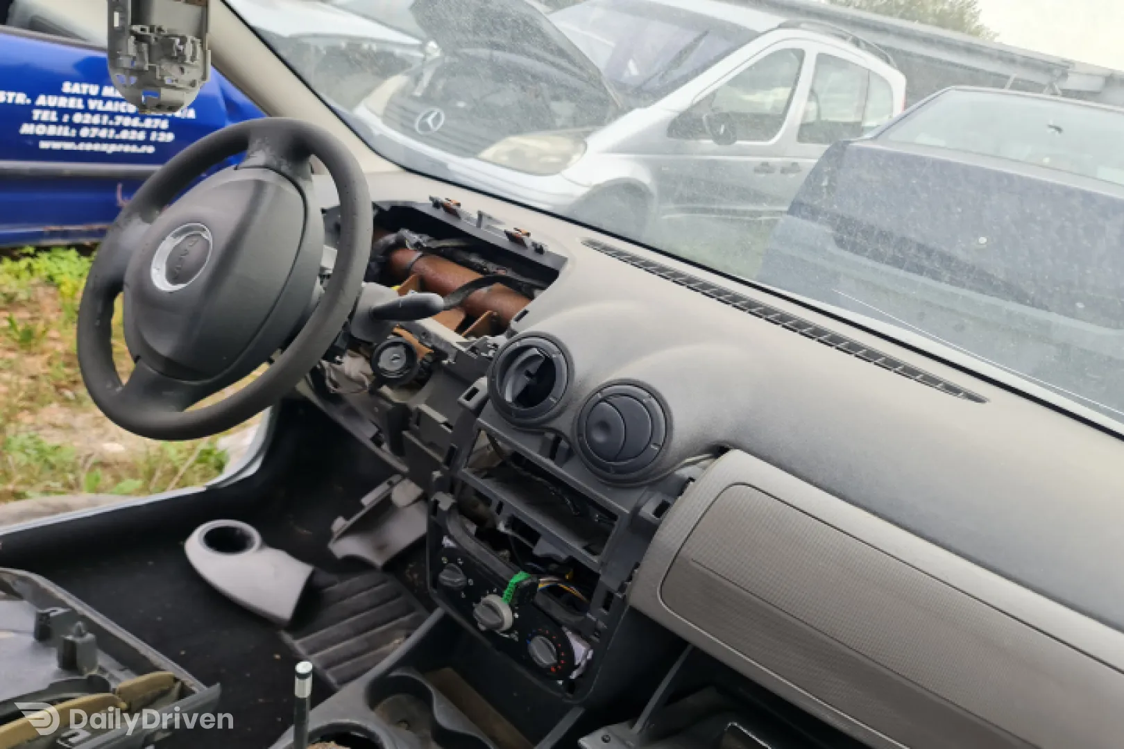 Bara fata Dacia Logan  [facelift] [2007 - 2012] Sedan 1.4 MT (75 hp)