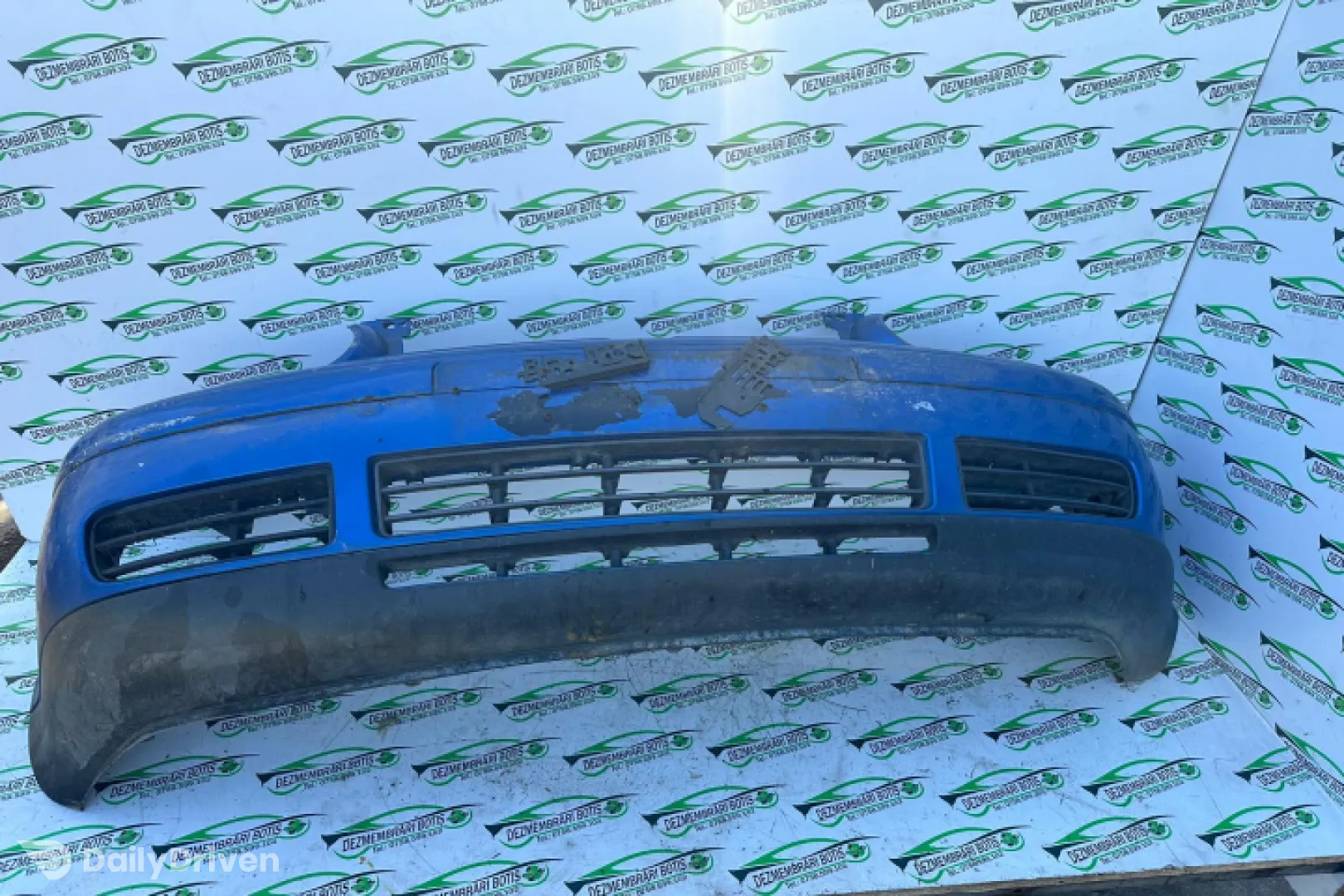 Bara fata Volkswagen VW Golf 4 [1997 - 2006] Hatchback 5-usi 1.4 MT (75 hp)