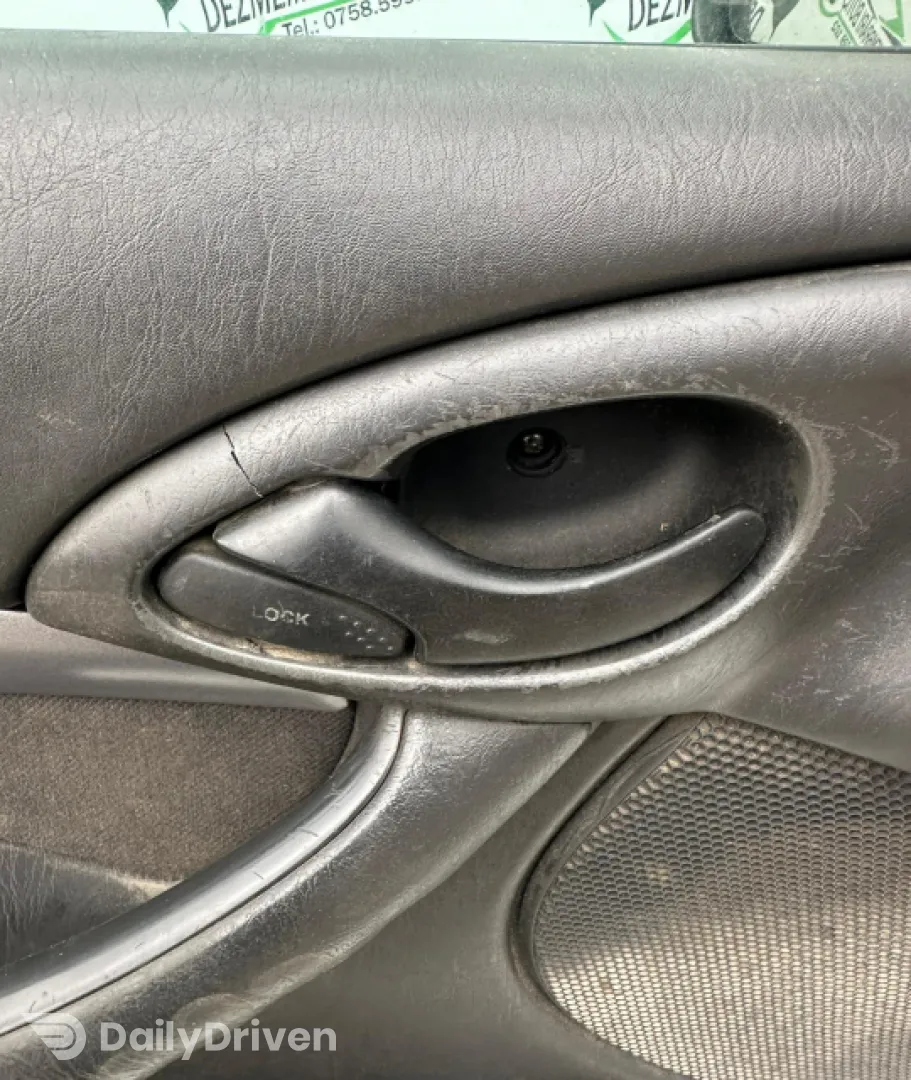 Usa / Portiera fata stanga Ford Focus  [1998 - 2004] wagon 5-usi 1.8 TDCi MT (101 hp)