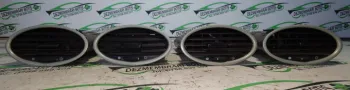 Grila ventilatie bord stanga Ford Focus 2 [2004 - 2008] Hatchback 5-usi 1.6 TDCi MT (109 hp)