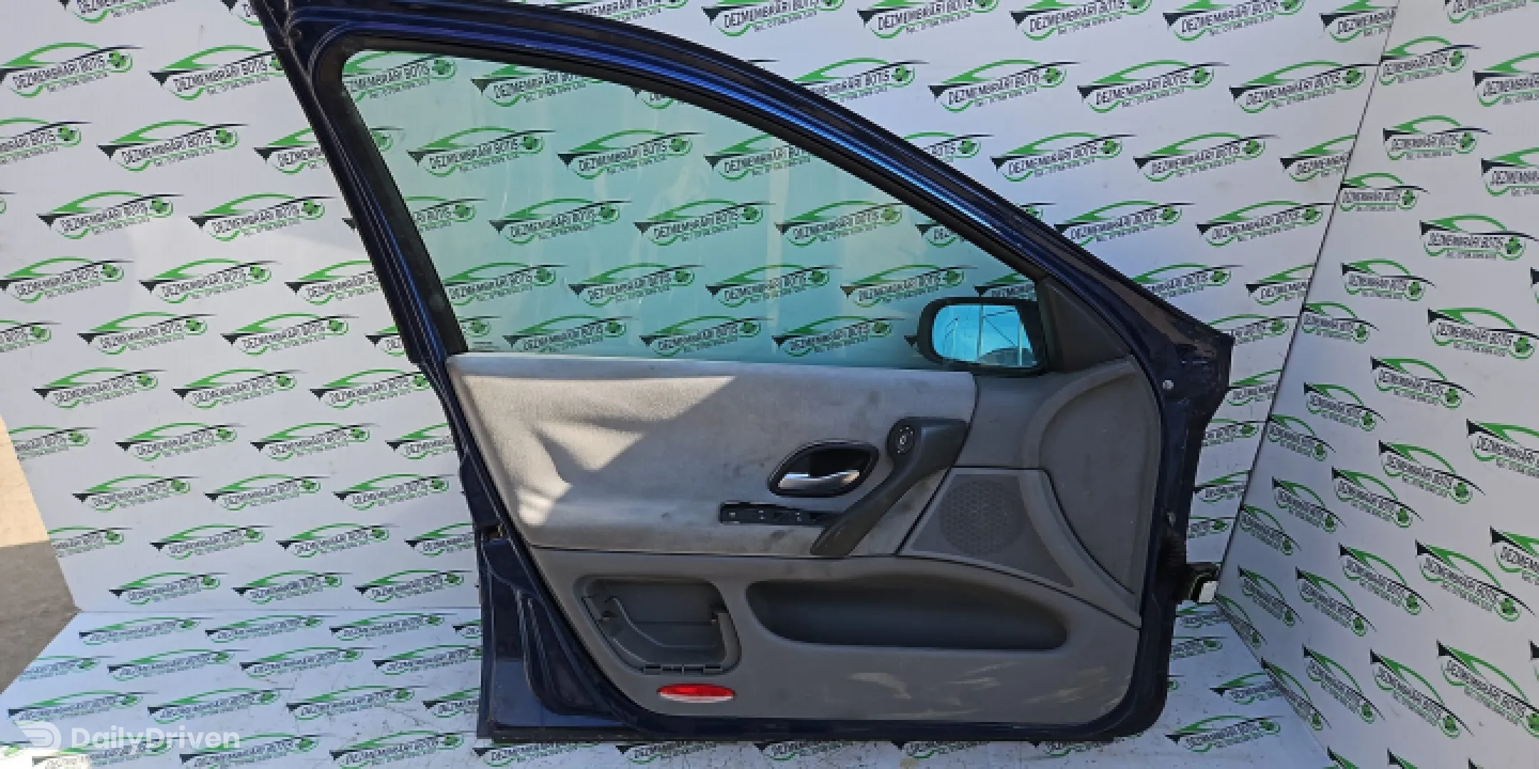 Usa / Portiera fata stanga Renault Laguna 2 [2001 - 2005] Grandtour wagon 1.8 MT (123 hp)