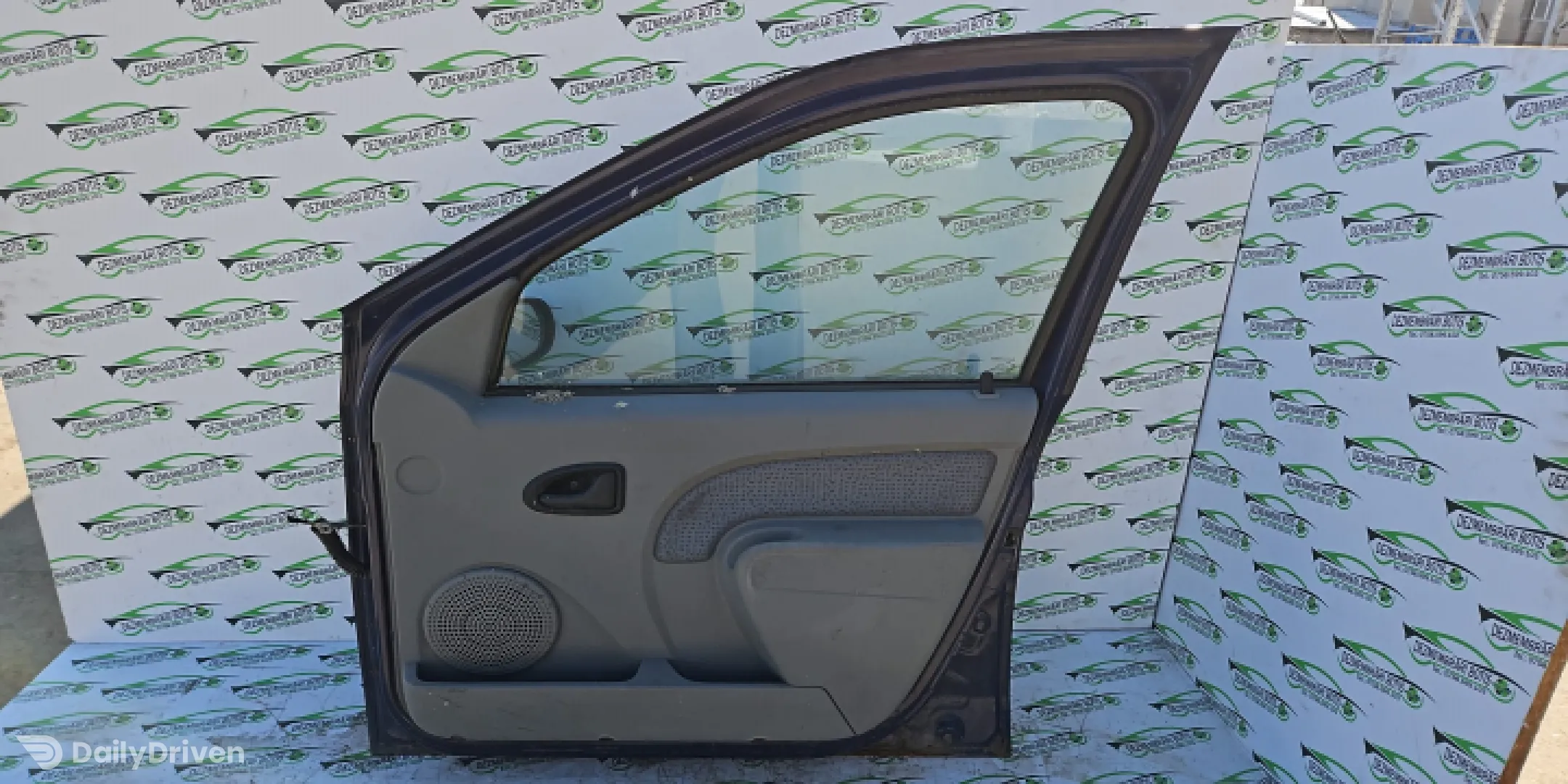 Usa / Portiera fata dreapta Dacia Logan  [2004 - 2008] Sedan 1.6 MT (87 hp)