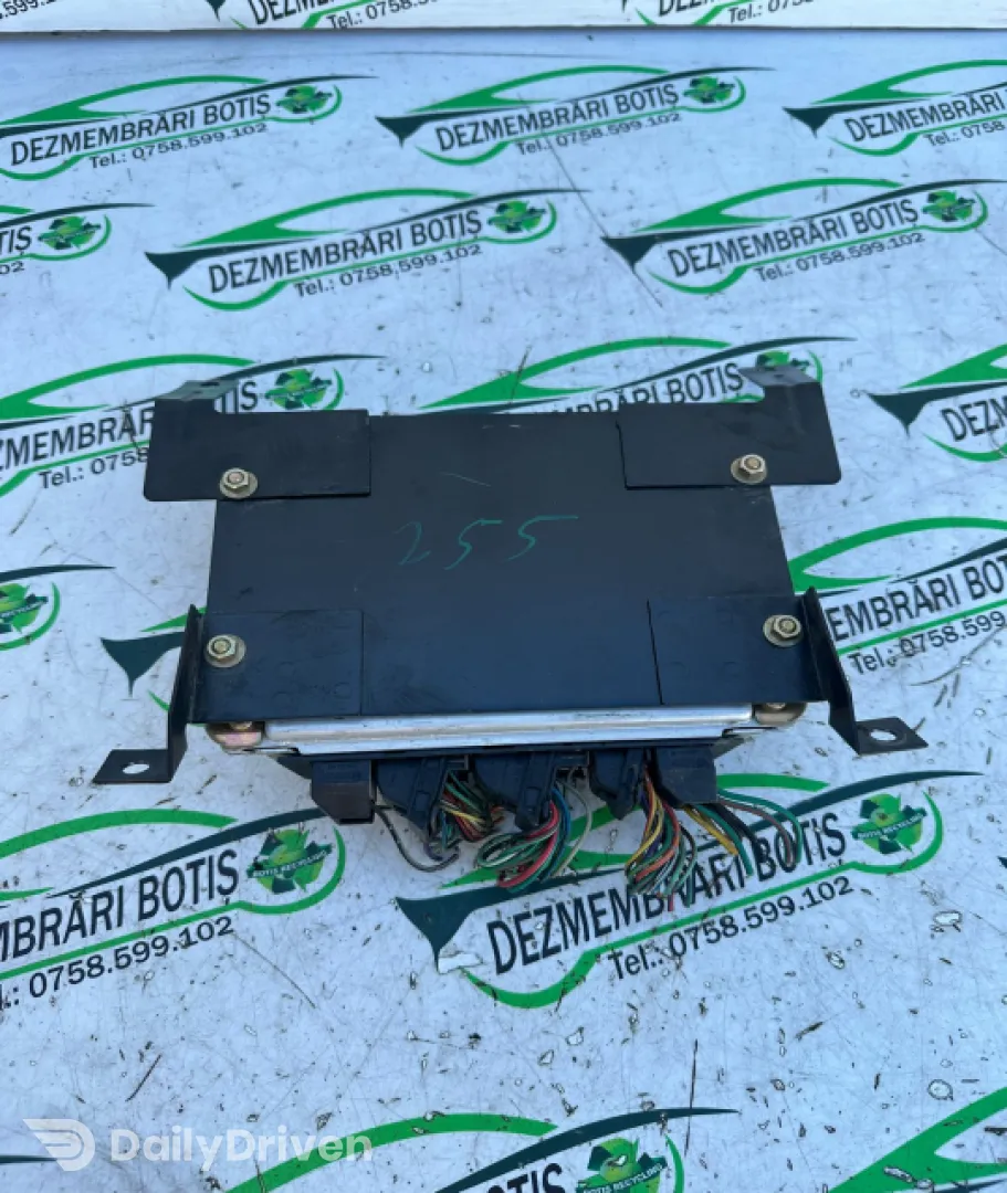 Calculator motor ECU 0 281 011 040 Nissan Terrano R20 [2th facelift] [1999 - 2004] SUV 5-usi 2.7 TD MT AWD (125 hp)
