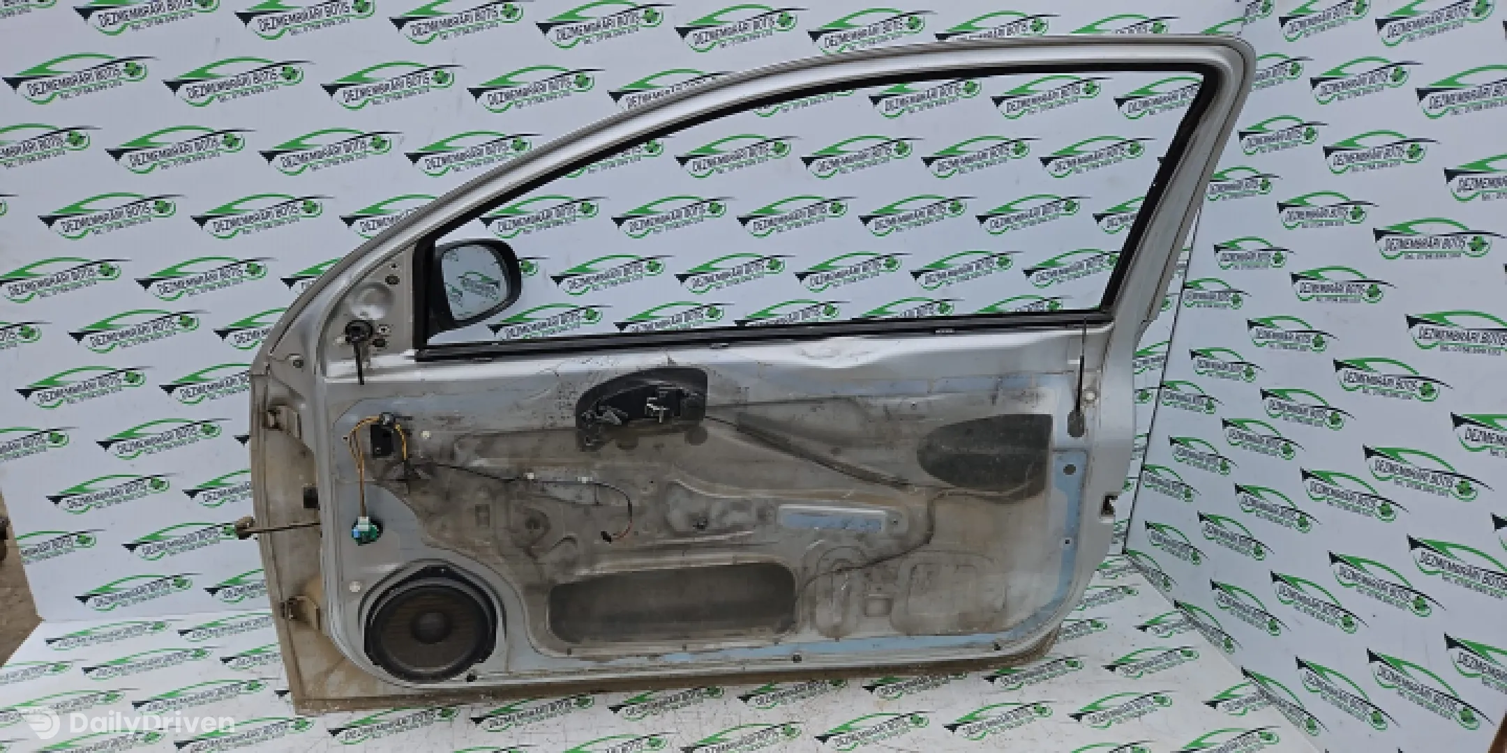 Usa / Portiera fata dreapta Opel Corsa C [facelift] [2003 - 2006] Hatchback 5-usi 1.3 CDTI MT (70 hp)