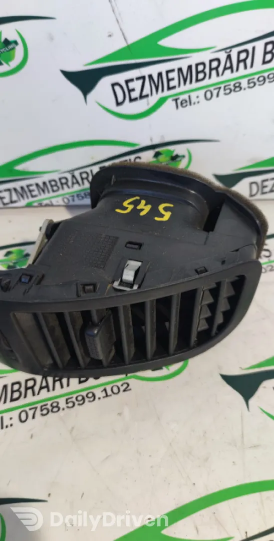 Grila ventilatie bord dreapta Volkswagen VW Polo 3 6N [facelift] [2000 - 2002] Hatchback 3-usi 1.0 MT (50 hp)