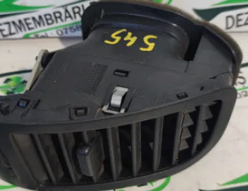 Grila ventilatie bord dreapta Volkswagen VW Polo 3 6N [facelift] [2000 - 2002] Hatchback 3-usi 1.0 MT (50 hp)