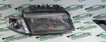 Far dreapta Audi A4 B5 [1994 - 1999] Sedan 1.9 TDI AT (110 hp)