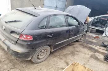 Contact cu cheie Seat Ibiza 3 6L [2002 - 2006] Hatchback 5-usi 1.2 MT (64 hp)